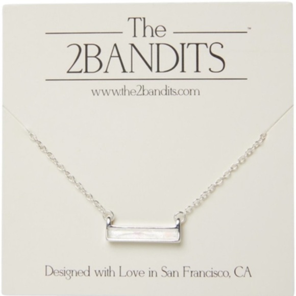 The 2 Bandits Athens Bar Necklace - Picture 4 of 6